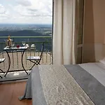 Vista Brunate