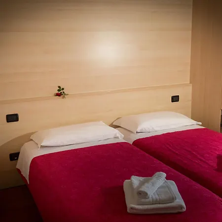Vista Hotel 3*
