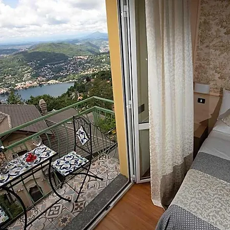 Vista 3* Brunate
