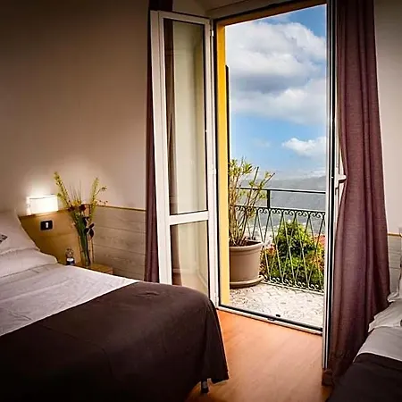 Vista 3*