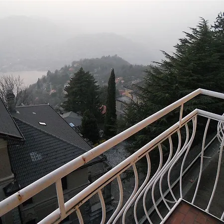 Vista Hotel 3*